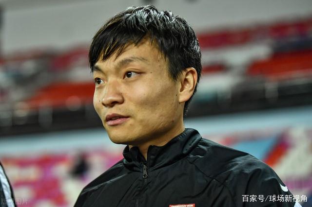 赛后浙江稠州调整名单以备英超，内部沟通环节打磨，话题不断，轮换策略成焦点的简单介绍